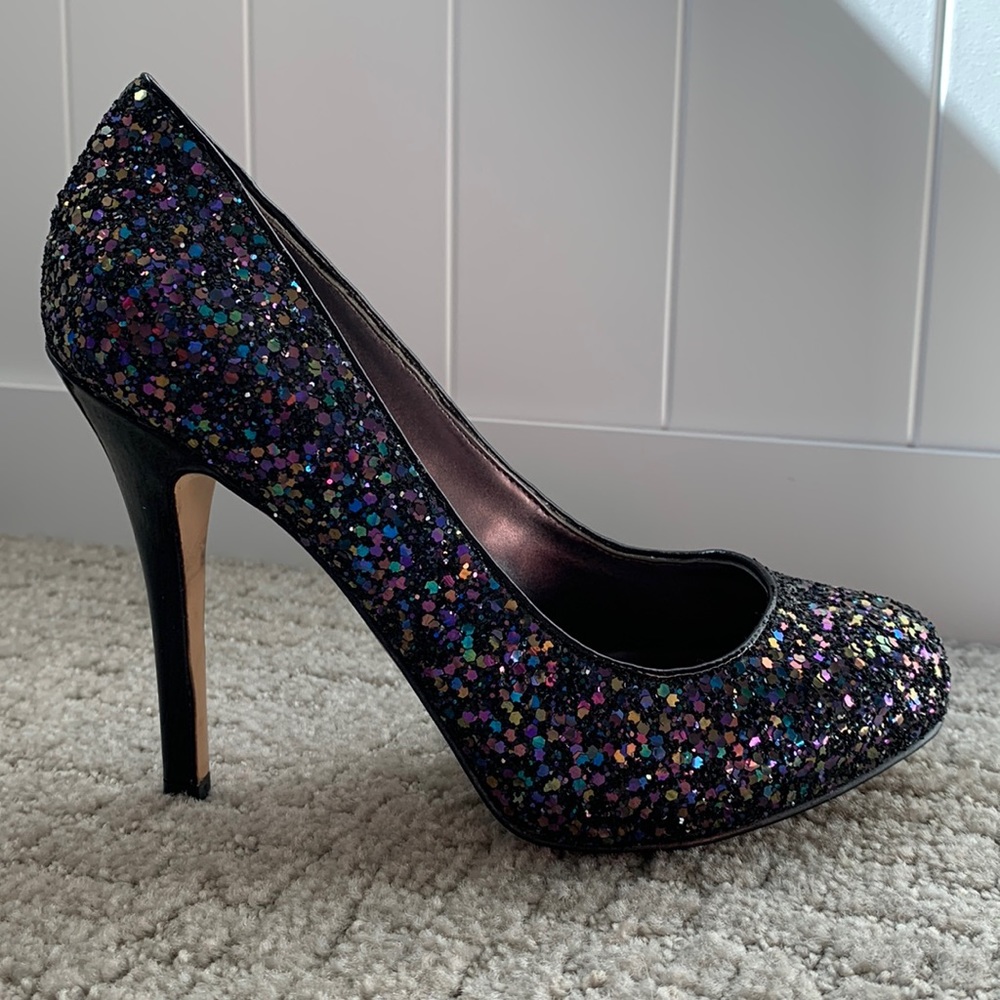 Ivanka Trump black shimmer 4” platform stiletto.  Sz 5.